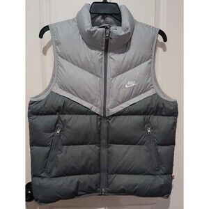 $180 Nike Mens Storm Fit Windrunner Insulated Full Zip Vest FB8193-077 Gray